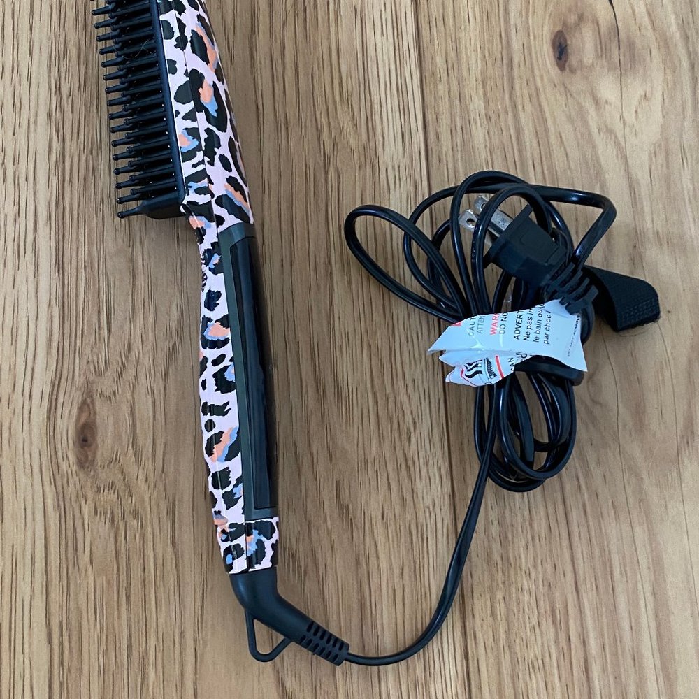 Calista TrianglPro Heated Detailer Hair Brush